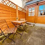 Apartment Deck 3 *